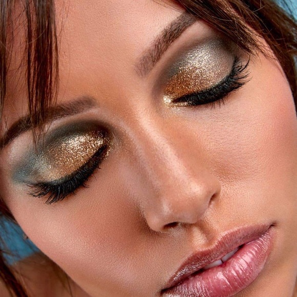 🎀HIPDOT Cenote Pressed Eyeshadow Palette - Picture 8 of 10